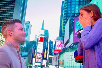 Ryan Searhant Proposal Times Square
