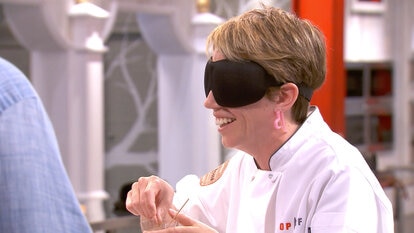Can These Blindfolded Chefs Correctly Guess Herbs and Spices?