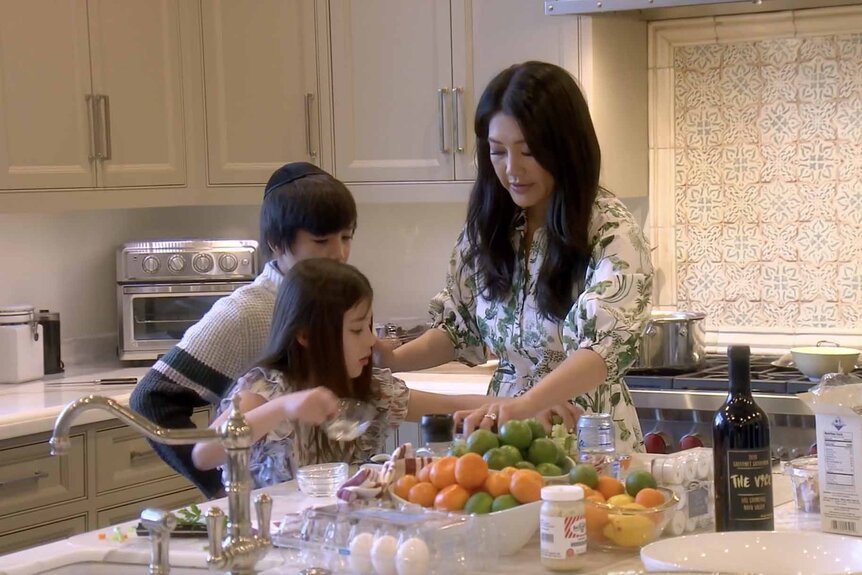 Crystal Kung Minkoff and her children prepare a Seder meal on The Real Housewives of Beverly Hills Season 13 Episode 10.