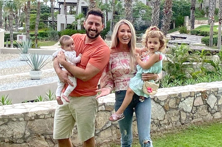 Heather Bilyeu Altman Shares Cute Family Photo with Josh Altman | The Daily  Dish