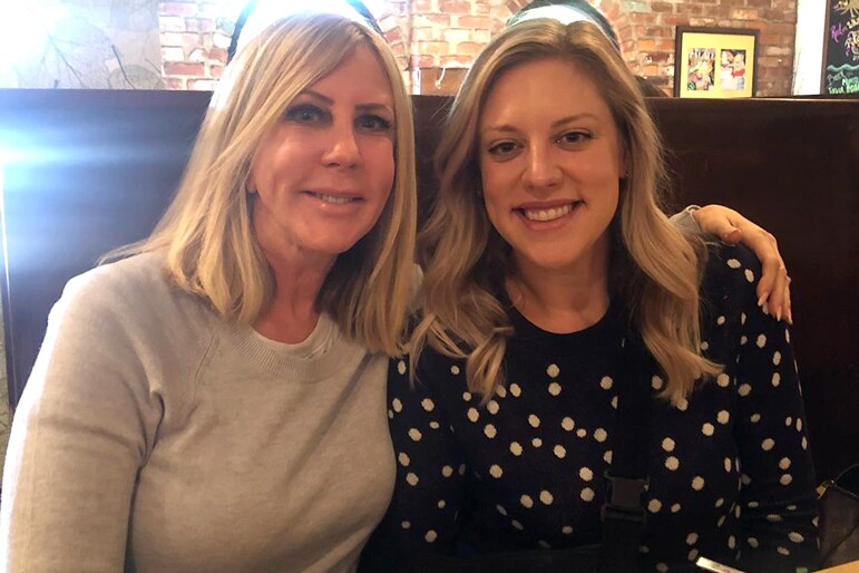 Vicki Gunvalson S Daughter Briana Makes Her Dinner The Daily Dish