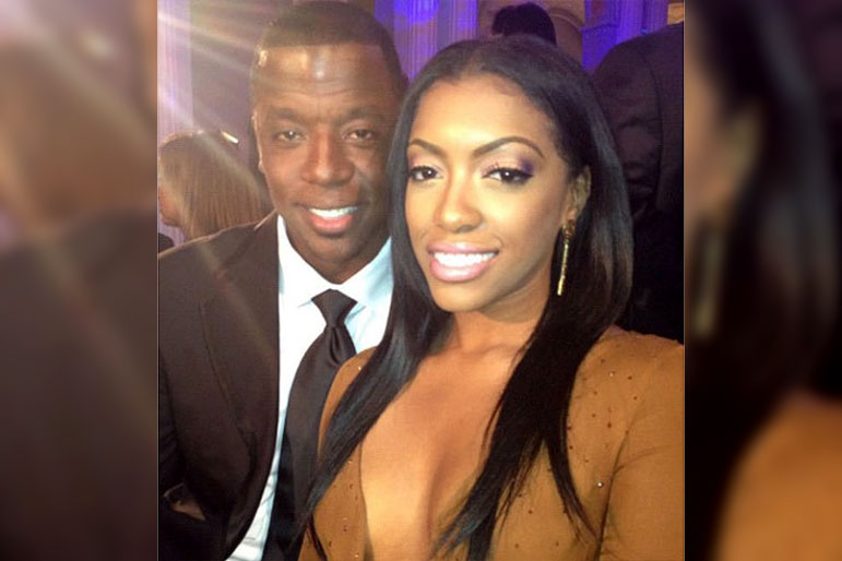 Porsha Williams and Kordell Stewart pose for a selfie.