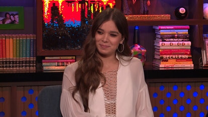 Hailee Steinfeld Dishes on Having her Mom as a Manager