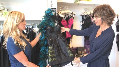 Lisa Rinna and Camille Pick Out Lingerie for the Rest of the Ladies