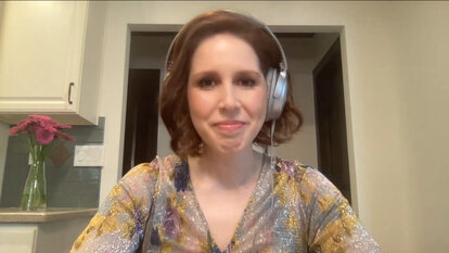 Vanessa Bayer Dishes on SNL Sketch with Ryan Gosling