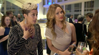 Gizelle Bryant and Robyn Dixon Have Some Tea For Candiace Dillard!