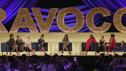 Livin’ in Beverly Hills Full Panel