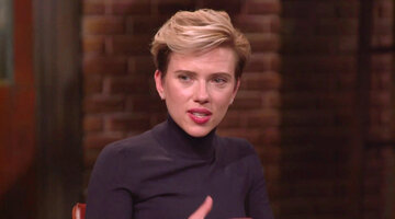 Scarlett Johansson Wants to Do a Musical