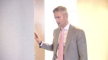 Can an Interior Redesign Help Ryan Serhant Sell This Apartment?