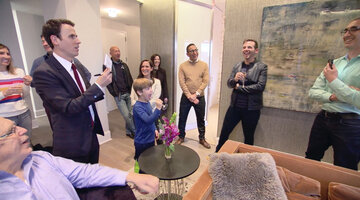 Oz the Mentalist Surprises Guests at Tyler Whitman's Open House