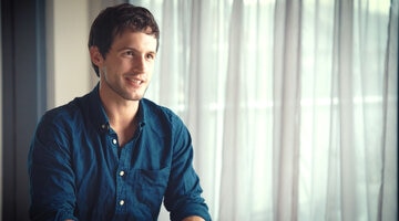 Who Is He: Imposters' Rob Heaps on Ezra Bloom