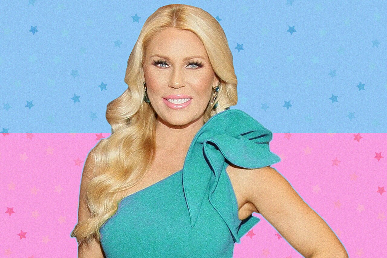 Pregnant Gretchen Rossi Bares Baby Bump in Blue Lingerie, Gender Reveal Style and Living image
