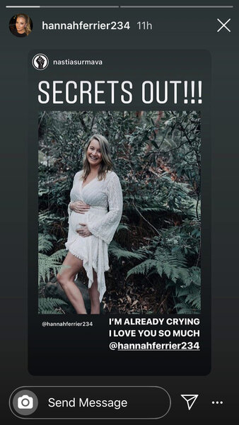 Hannah Ferrier Pregnancy Reactions 01