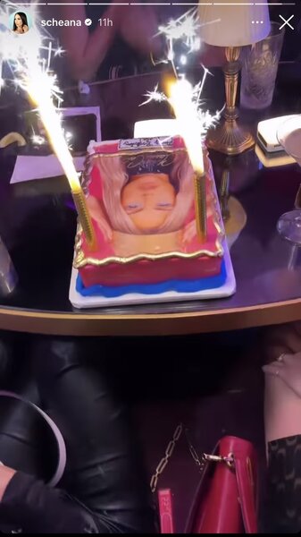 Lala Kent 32nd Birthday Cakes 3