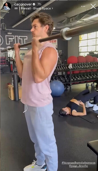 Instagram story image of Craig Conover lifting a barbell in the gym