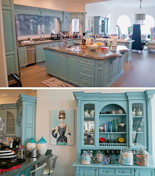 An all sky blue kitchen in Mary Cosby's Home