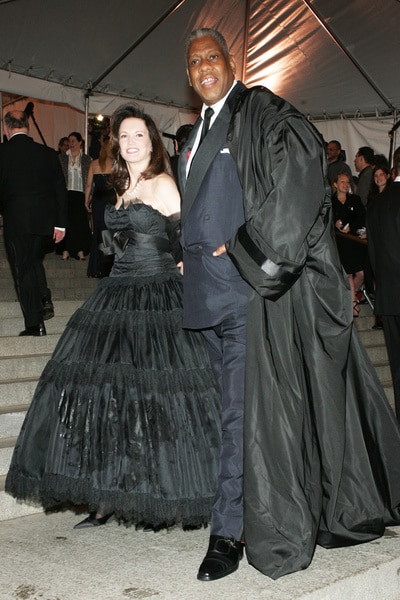 Patricia Altschul standing next to André Leon Talley at the 2005 Met Gala.