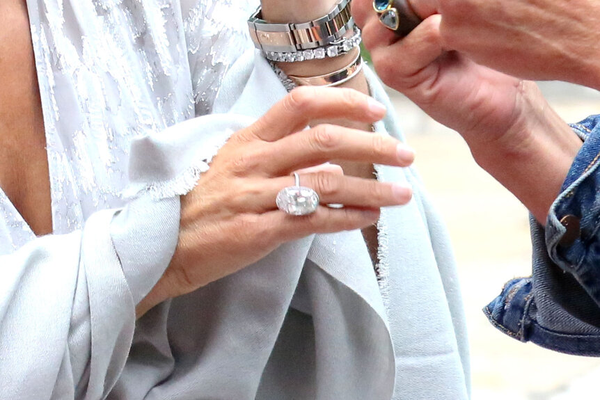 Bethenny Frankel Engagement Ring from Dennis Shields