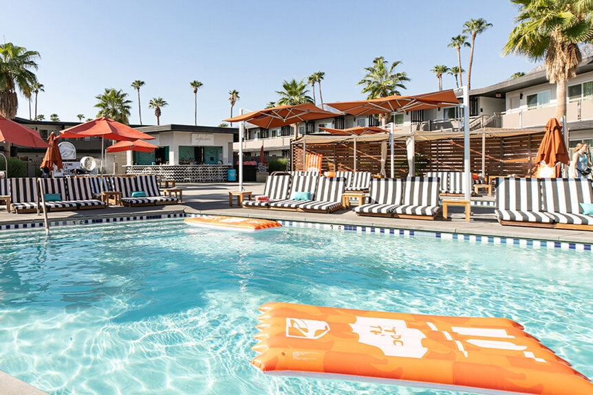 Taco Bell Hotel Palm Springs