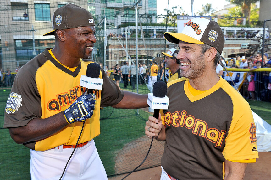 All-Star Celebrity Softball Game 2016: Andy Cohen, Jamie Foxx Pics