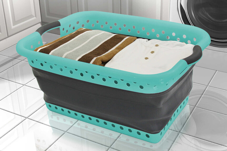 COLLAPSIBLE LAUNDRY BASKET  Pop & Load Collapsible Laundry Basket