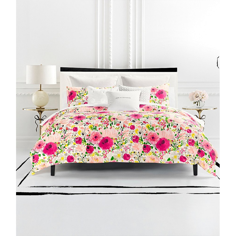 Affordable Luxury Bedding: Hotel Sheets and Bedding Sets | Style & Living